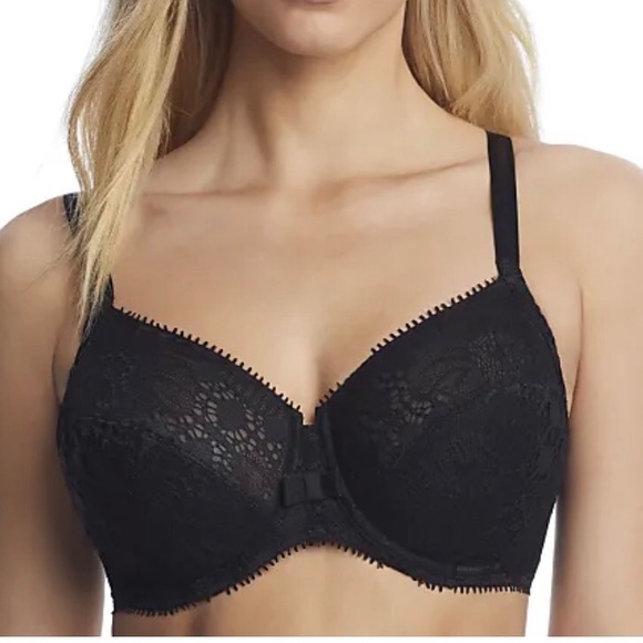 Chantelle Bra 38D